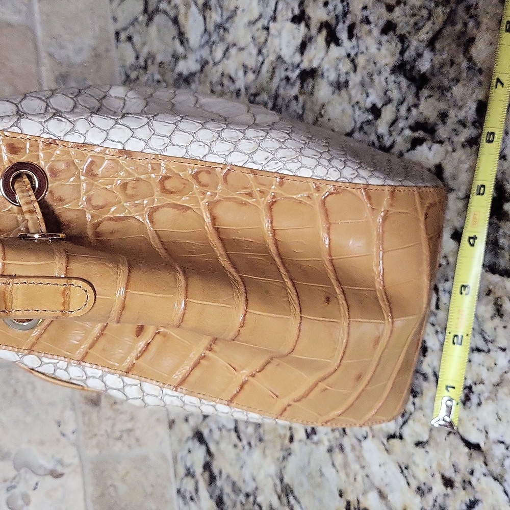 Brahmin Melinda Multi Castalia Bucket Bag - Picture 6 of 13